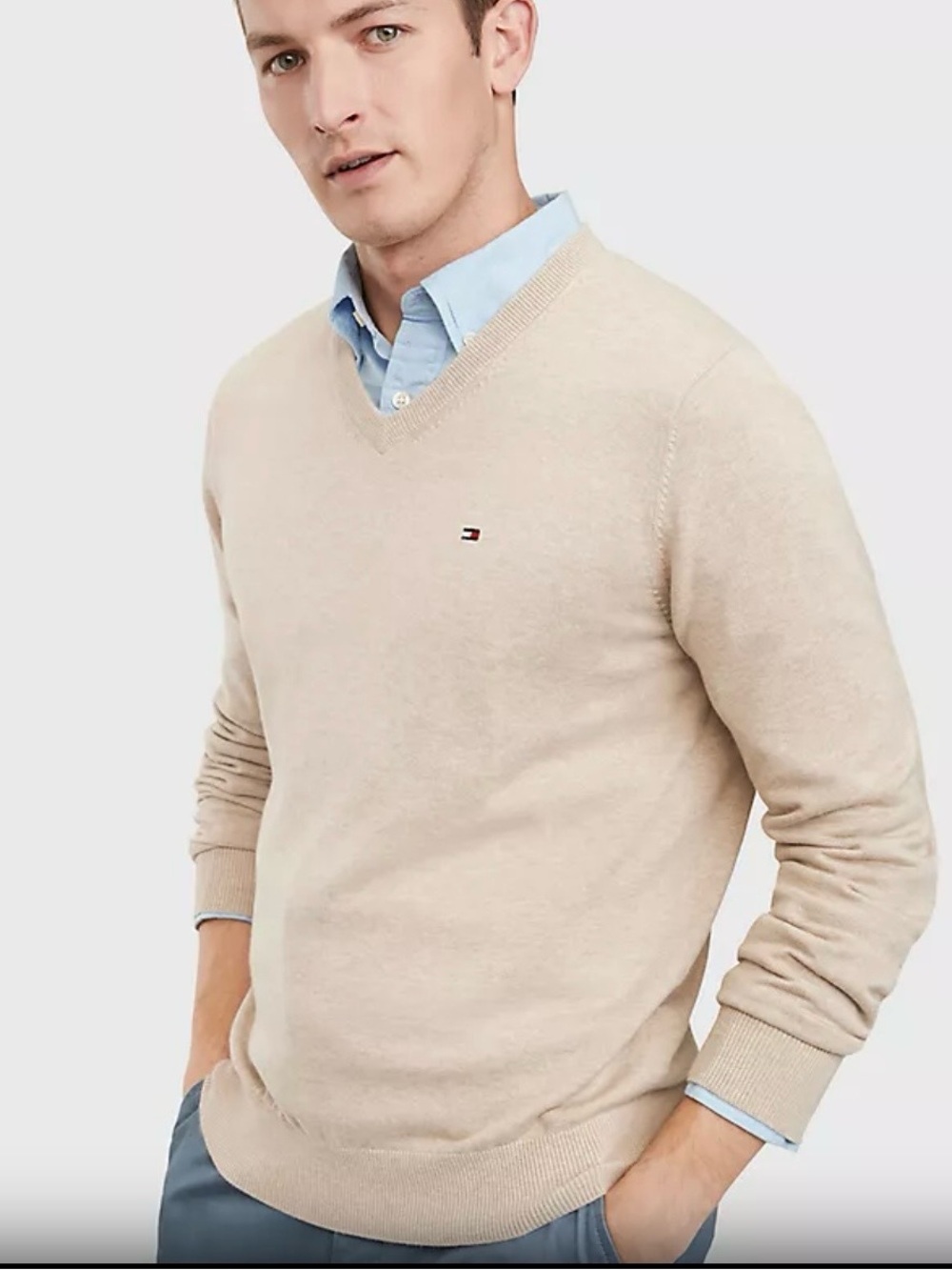 Tommy Hilfiger Men’s Beige V-Neck Sweater 100% Cotton Size Medium